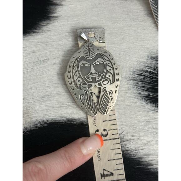 Huge Native American Sterling Silver Indian Skull Chief Headdress Pendant Signed - Picture 6 of 10